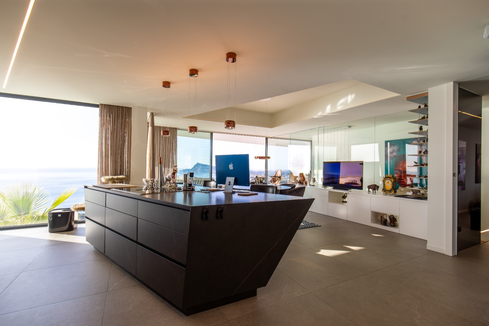 Een architectonisch meesterwerk boven de Middellandse Zee