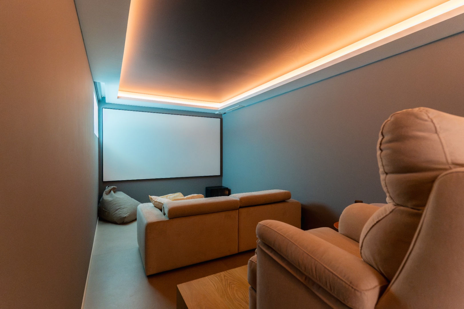 Adembenemende Luxueuze Villa met panoramisch zeezicht