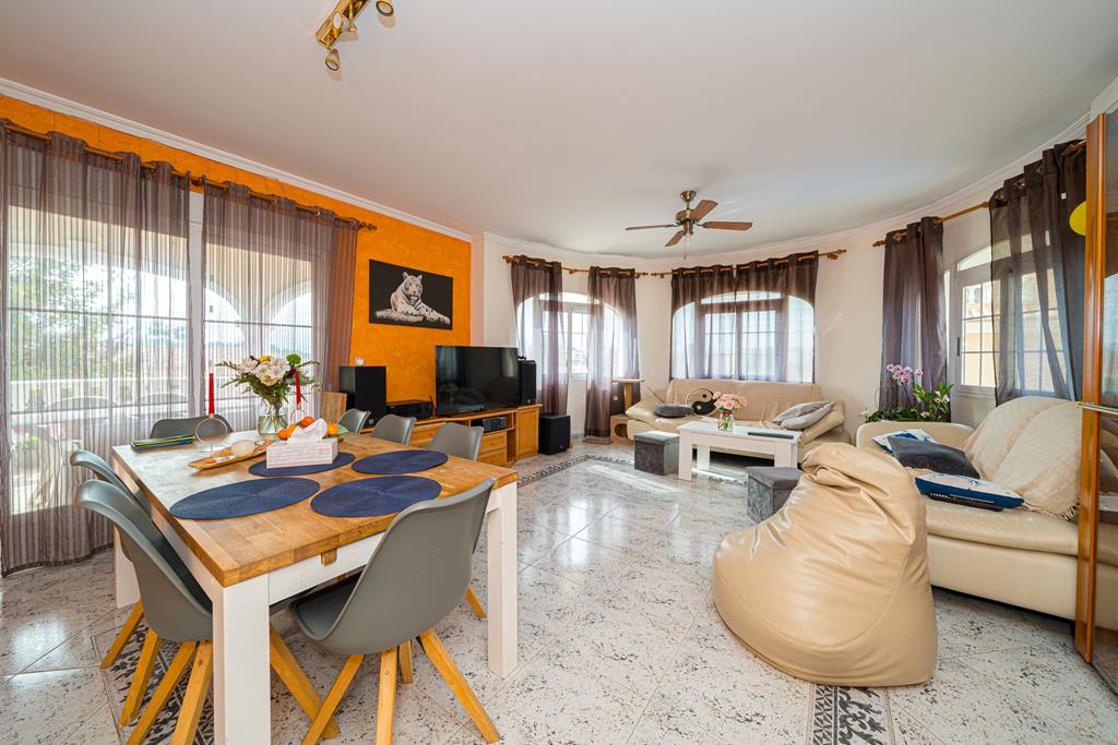 Ruime villa in Calpe