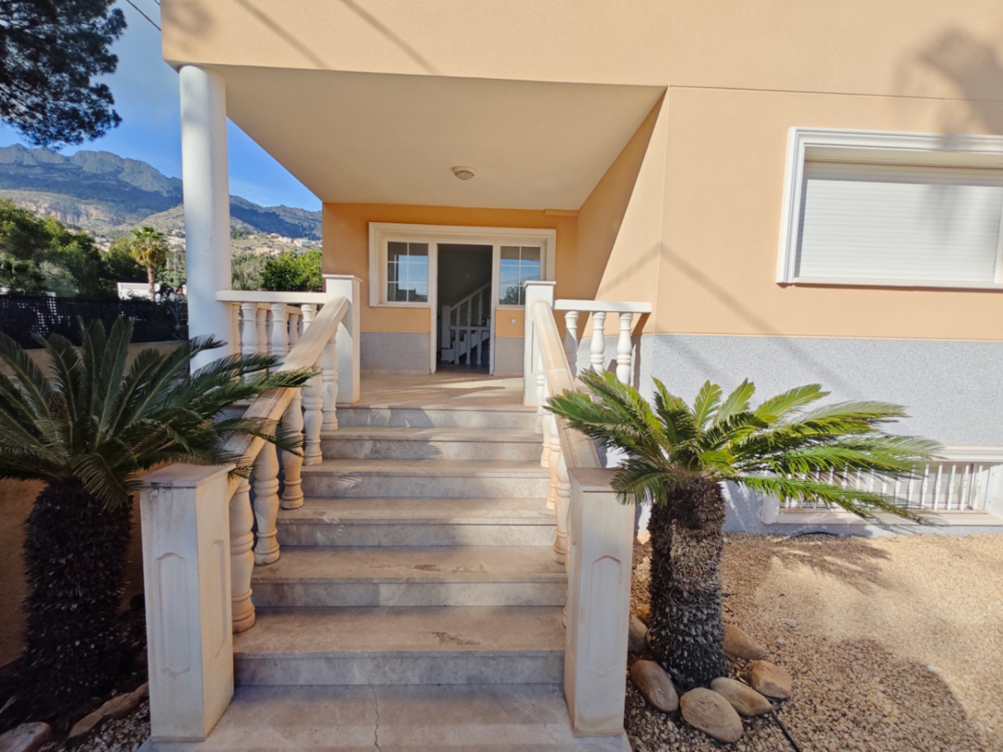 Prachtige instapklare villa in Altea